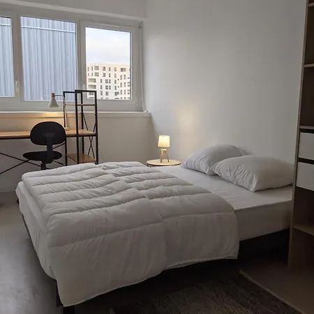 Apartament T4 Spacieux Proche Toutes Commodites Saint-Herblain